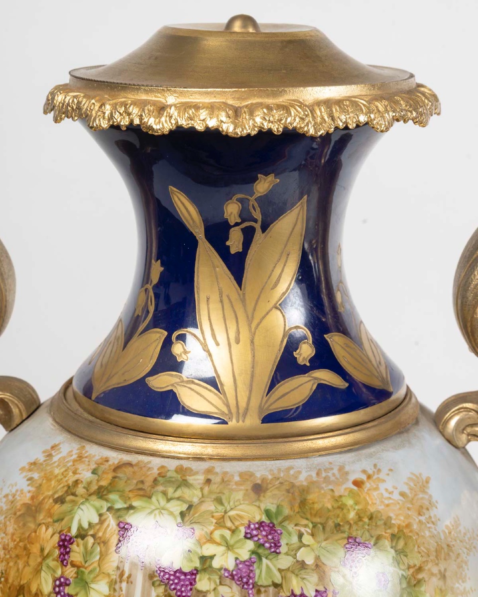 Pair Of Monumental Sèvres Porcelain Vases – Gilded Bronze, 19th Century-photo-4