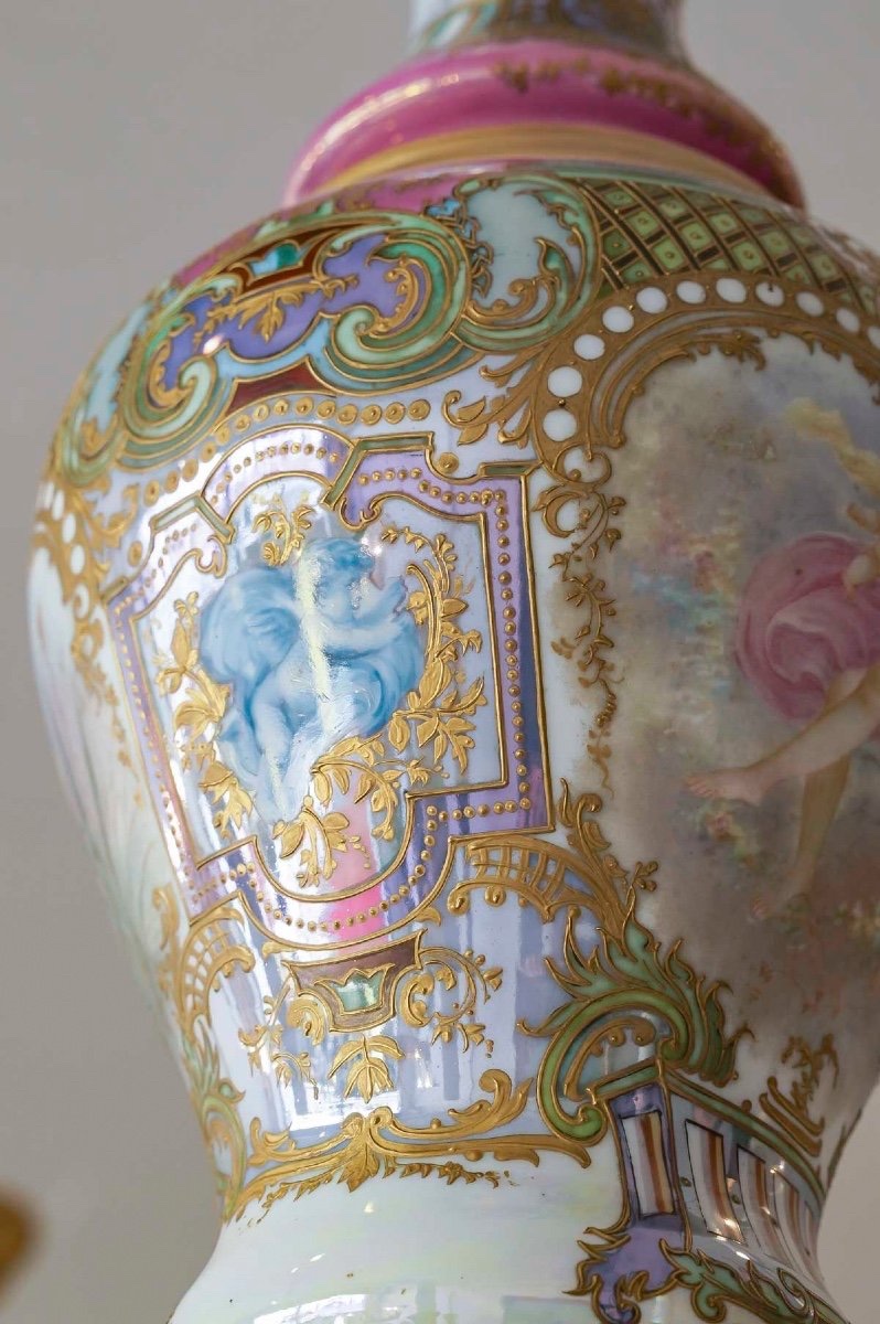 Lustre en bronze doré et porcelaine de la Manufacture de Sèvres – Style Louis XVI-photo-5