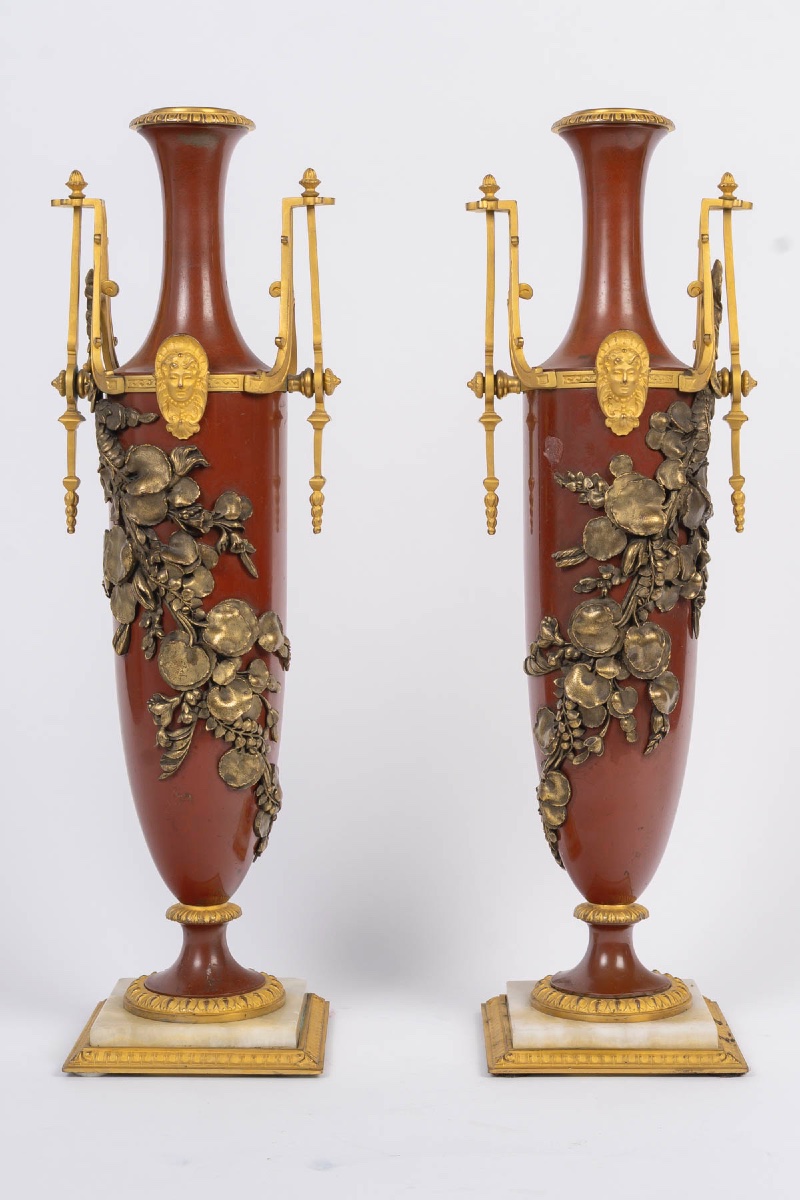 Garniture de cheminée en marbre et bronze doré, attribuée à Christofle & Cie-photo-3