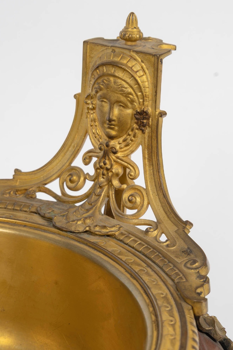 Garniture de cheminée en marbre et bronze doré, attribuée à Christofle & Cie-photo-3