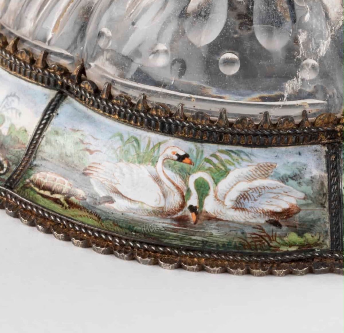 Coupe autrichienne en émail, cristal de roche et argent doré, Vienne vers 1870-photo-1