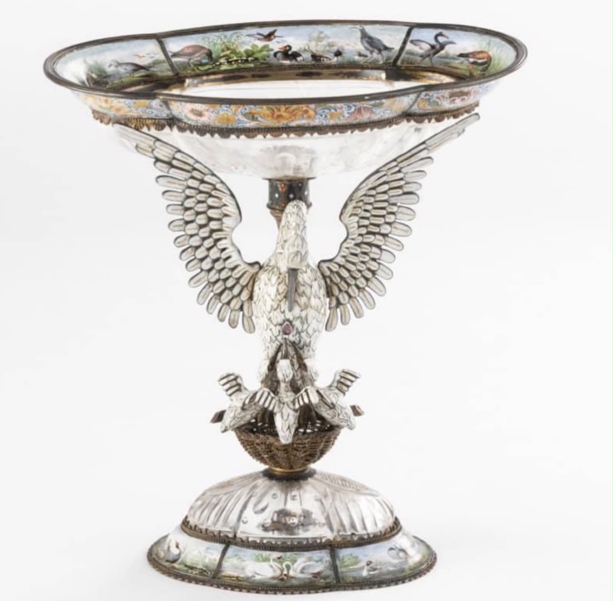 Coupe autrichienne en émail, cristal de roche et argent doré, Vienne vers 1870