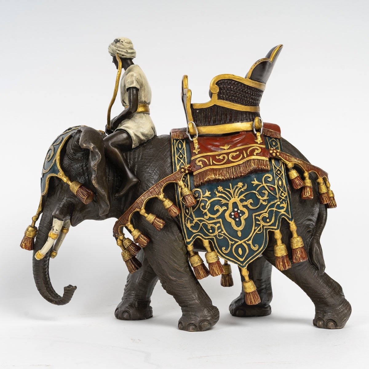 ÉLÉPHANT EN BRONZE PATINÉ - SIGNÉ FRANZ BERGMAN-photo-4
