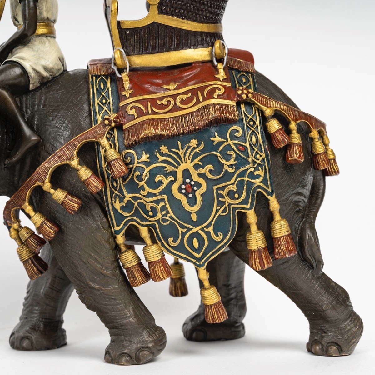 ÉLÉPHANT EN BRONZE PATINÉ - SIGNÉ FRANZ BERGMAN-photo-2