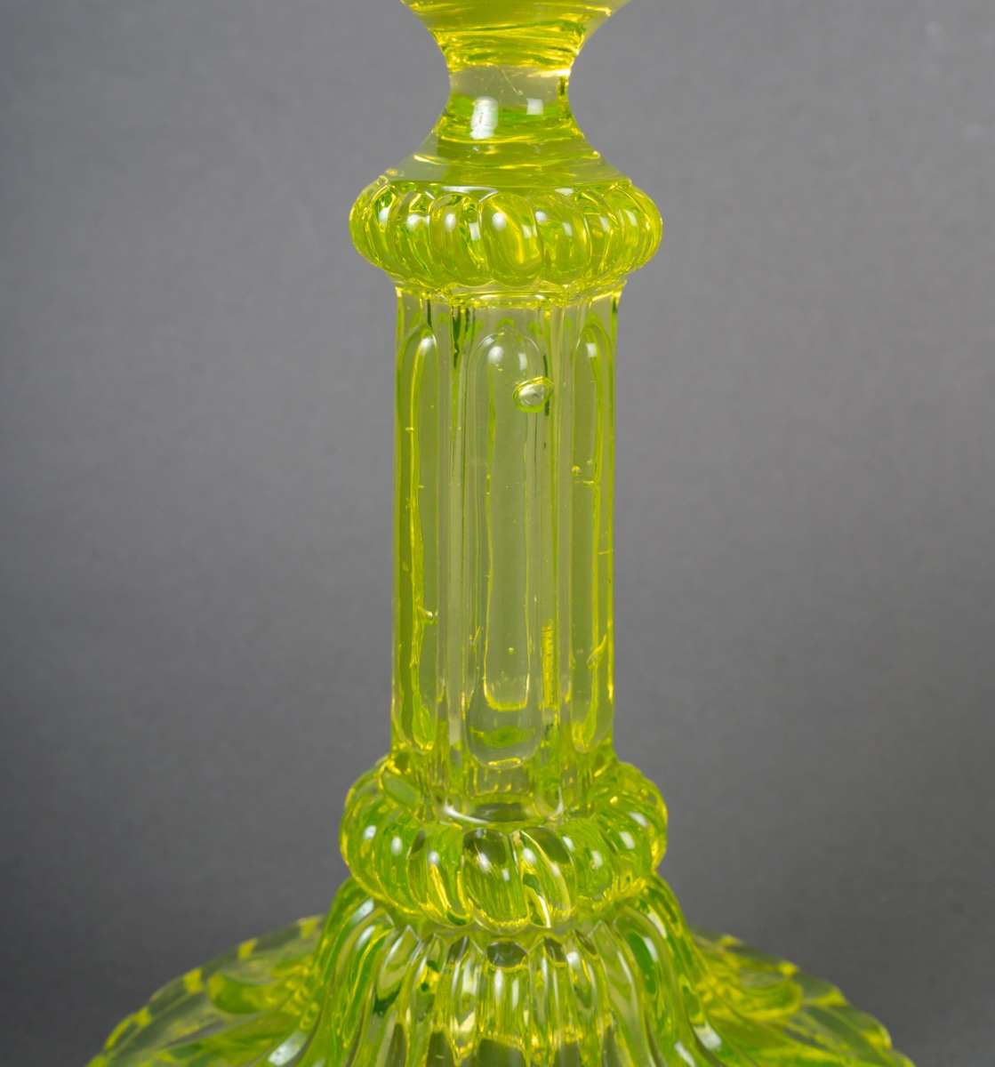 Pair Of 19th-century Uranium Crystal Candlesticks-photo-4