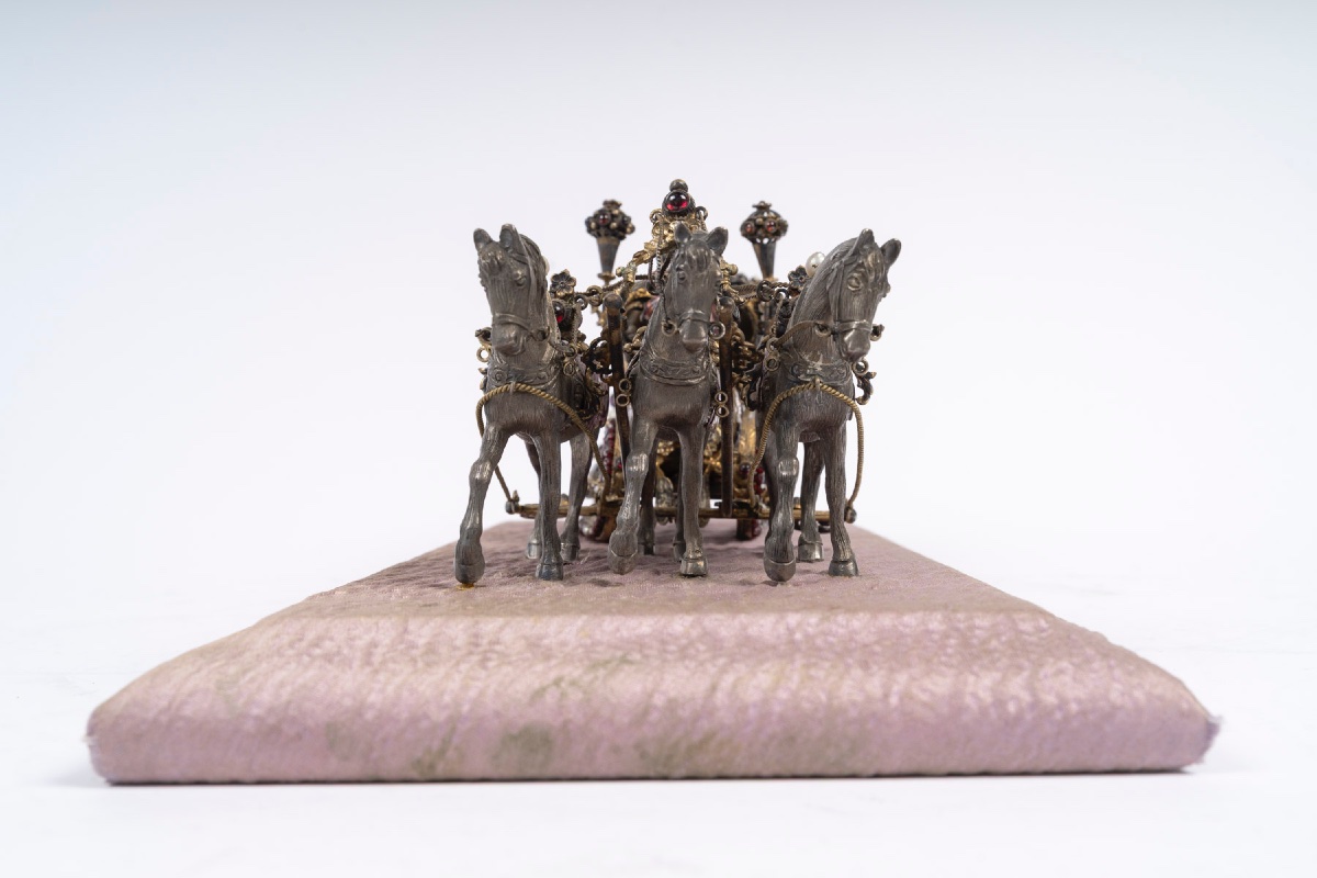 19th-century Miniature Silver Enamel Sled-photo-1