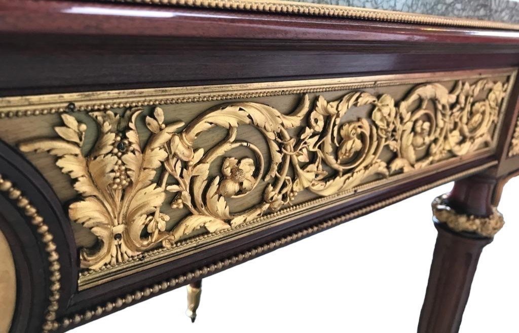 TABLE DE SALON EN ACAJOU ET BRONZE DORÉ, 19ᵉ SIÈCLE-photo-3