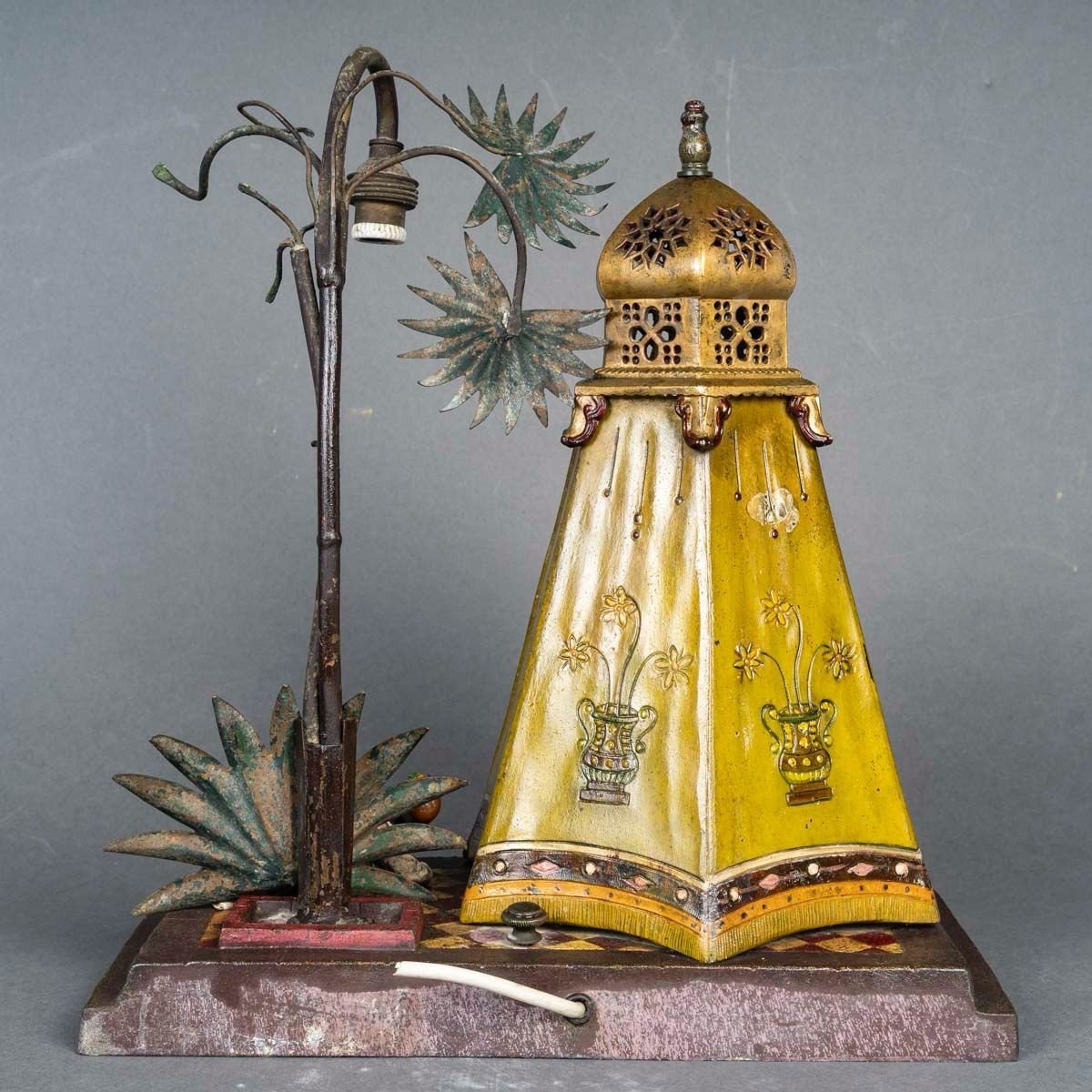 LAMPE « TENTE » EN BRONZE DE VIENNE - SIGNÉE FRANZ BERGMAN -photo-2