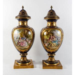 Pair Of Sèvres Vases Made In Porcelain, From The 19th Century