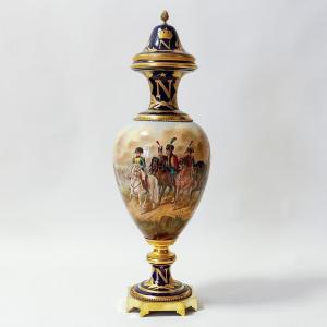 Sévres Vase, Napoleonic War 1809, 19th Century 