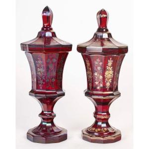 Paire De Gobelets En Bohême Rouge, 19e Siècle