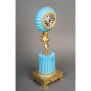 Pendule en opaline bleu turquoise –  Charles X