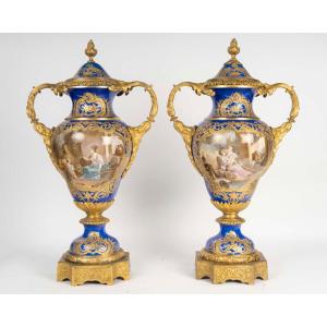 Pair Of Meissen Porcelain Vases – 19th Century