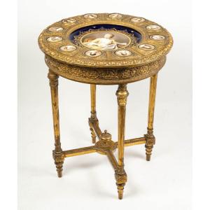 Rare Guéridon Royal Vienna en Porcelaine Peinte, Signé C. Heer – 19e Siècle
