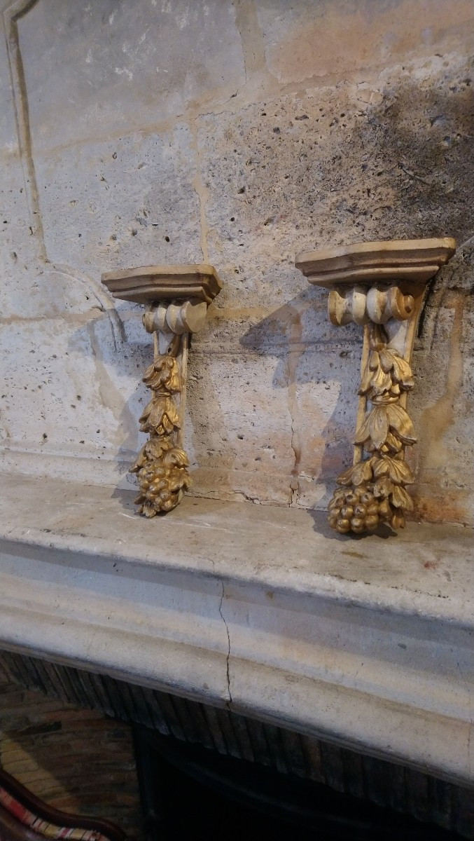 Pair Of Small Consoles In Painted And Gilded Wood Composed Of 18th-century Elements -photo-4