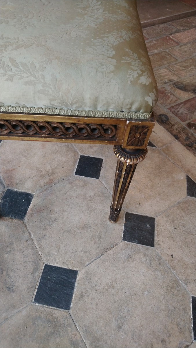 19th Century Polychrome And Gilded Wooden Shelf -photo-1