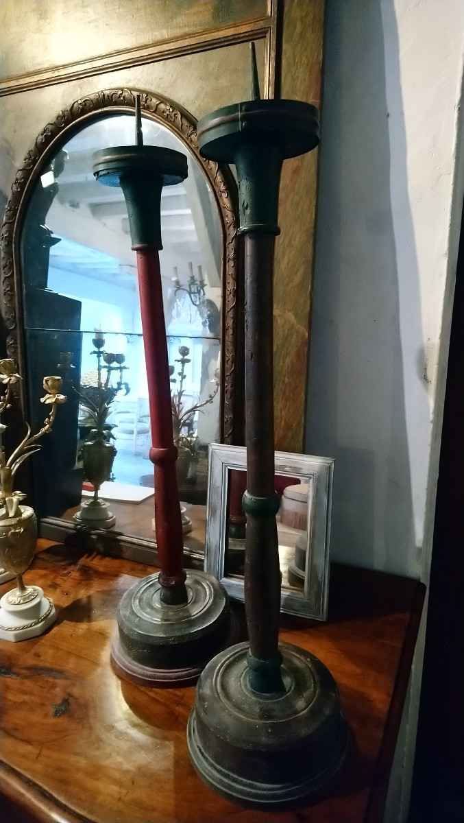 Paire de cierges en bois peint fin 18e début 19e -photo-3