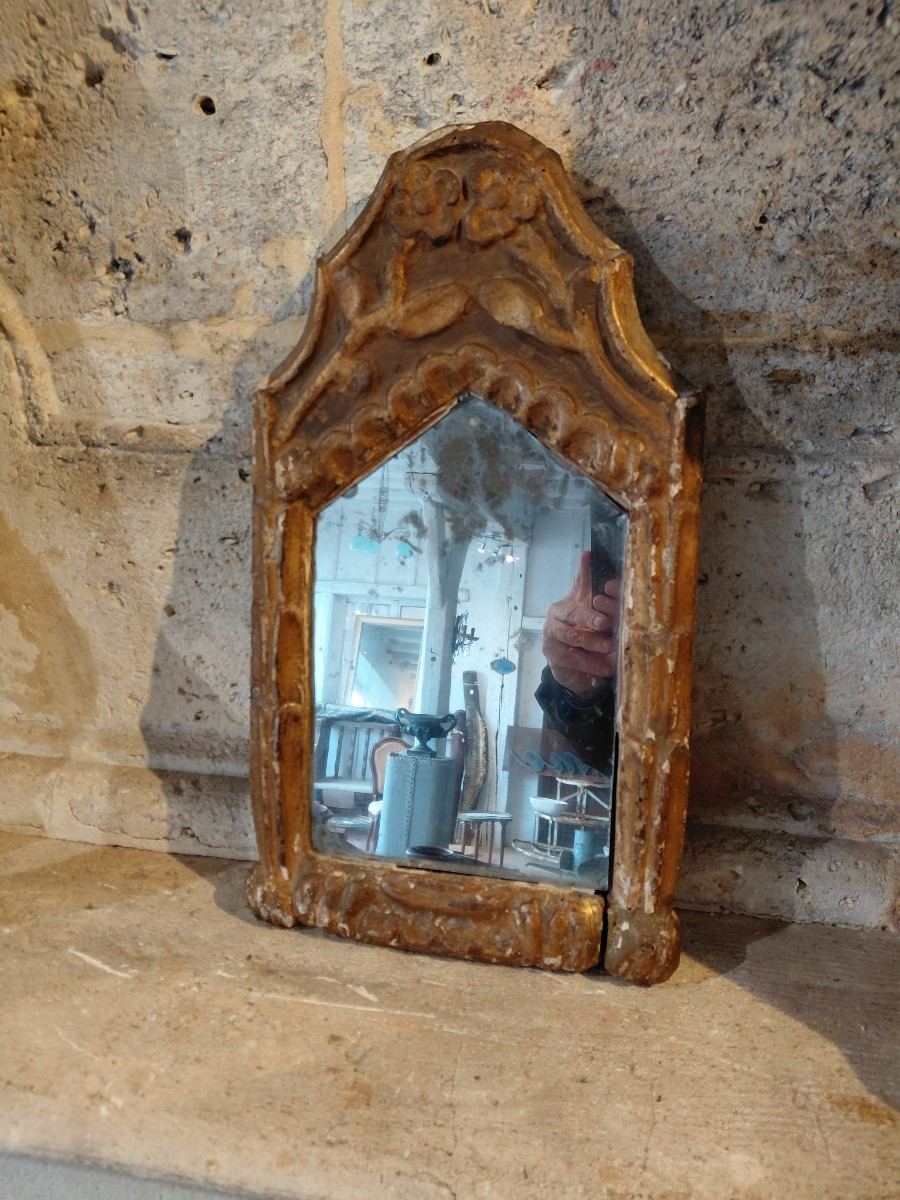 Petit miroir en bois doré debut 18e-photo-5