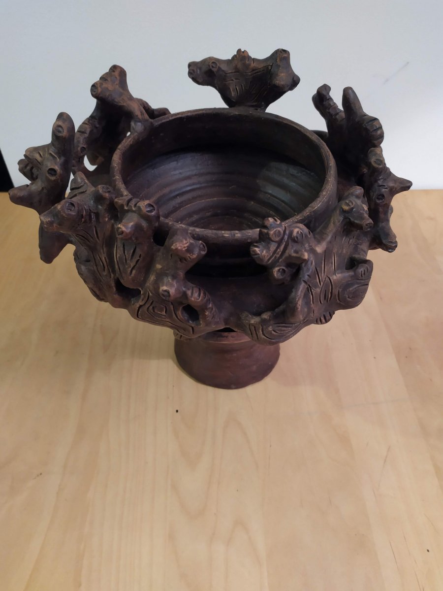 Vase Or Cup With Caryatids. Culture Santarem, Lower Amazon.-photo-1