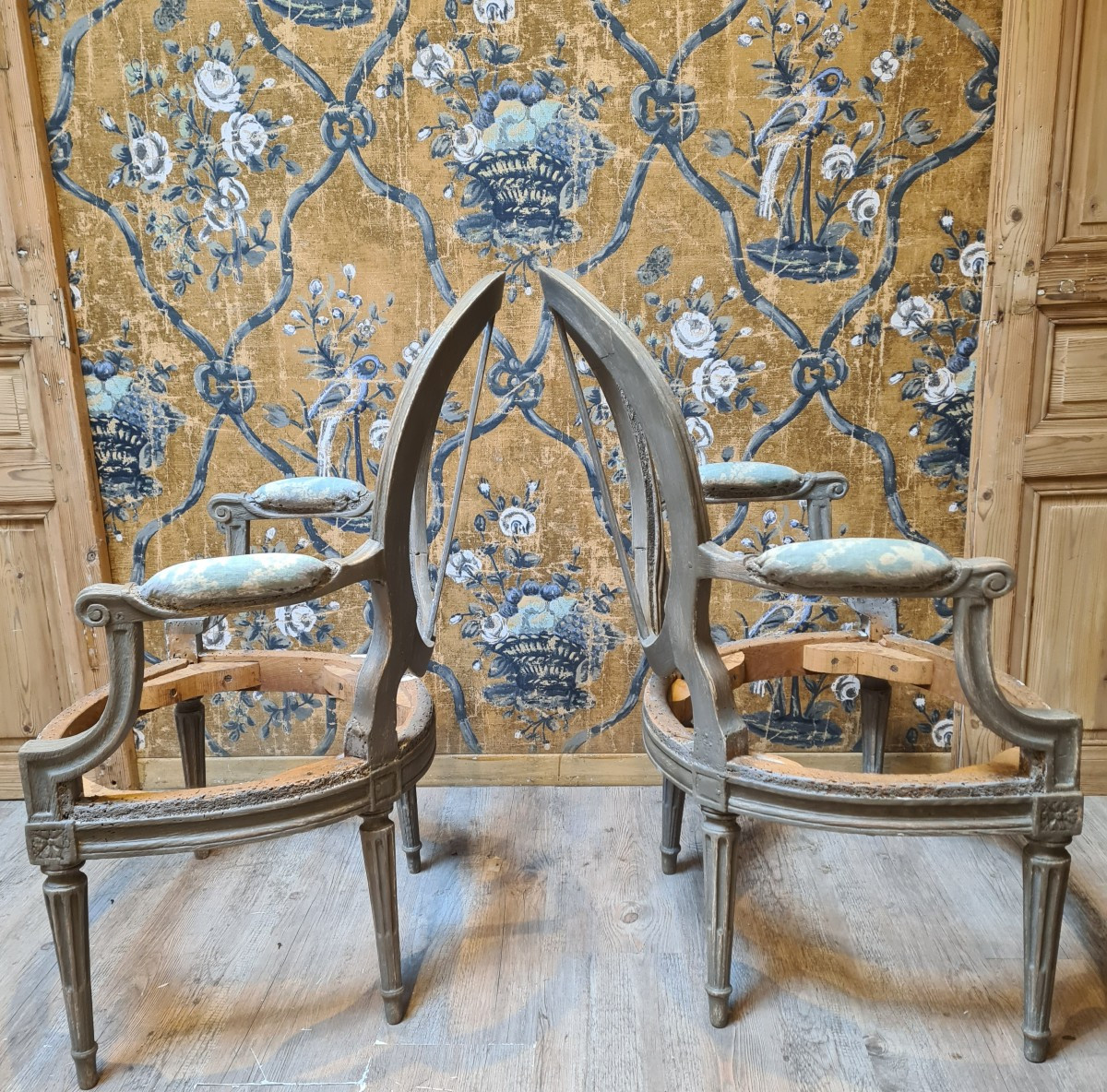 Pair Of Louis XVI Period Cabriolets Stamped By Dupain -photo-3