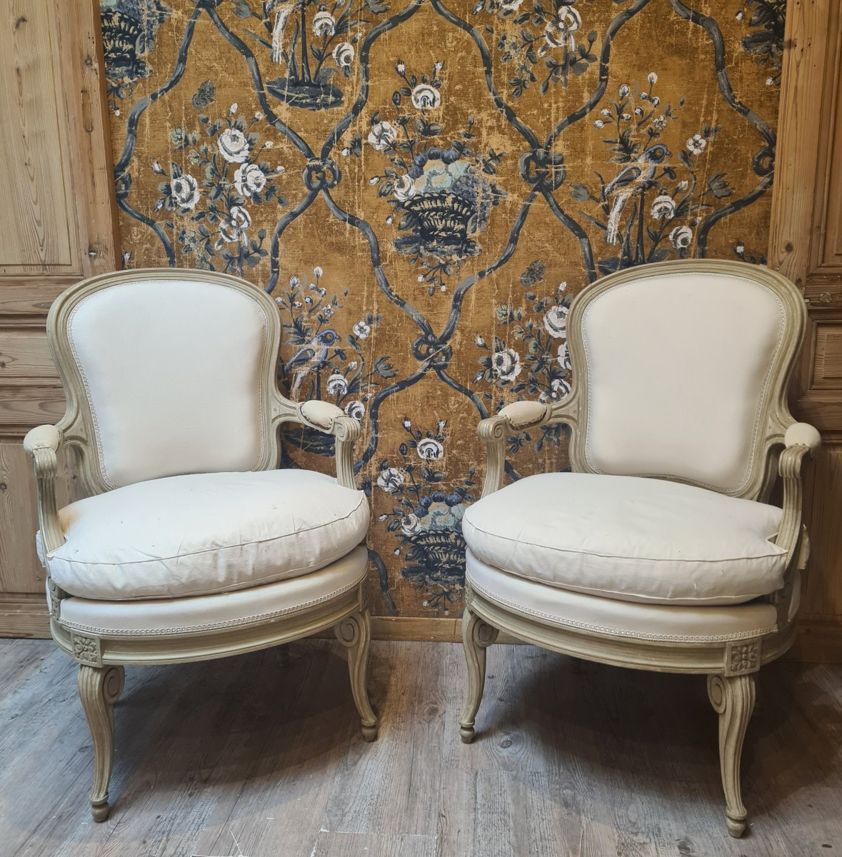 Pair Of Transitional Style Convertibles 