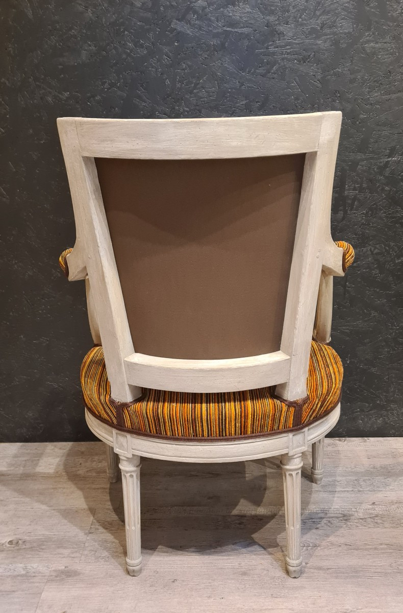 Louis XVI Cabriolet Armchair -photo-1