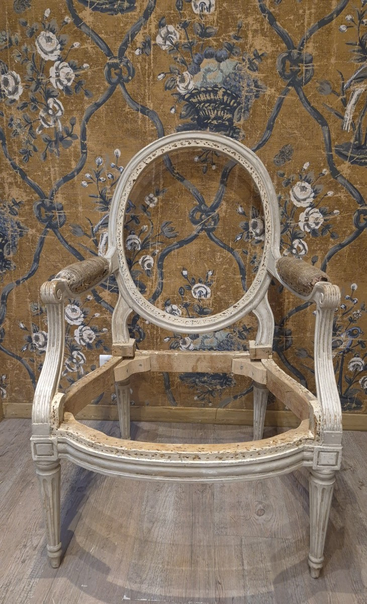 Paire de fauteuils d'époque Louis XVI estampillée de Pierre Bernard reçu maître en 1766-photo-2