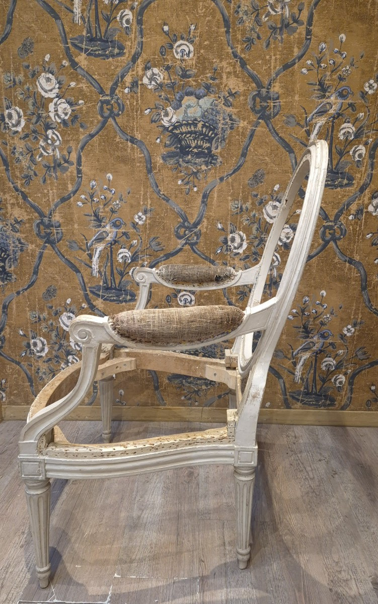 Paire de fauteuils d'époque Louis XVI estampillée de Pierre Bernard reçu maître en 1766-photo-4