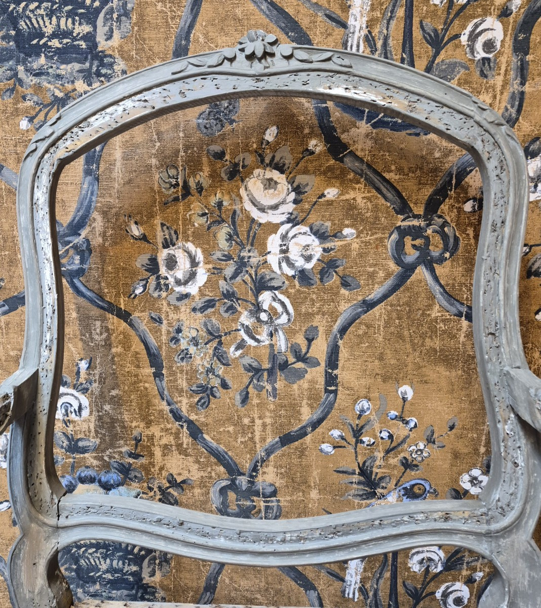 Louis XV Period Queen's Armchair -photo-4