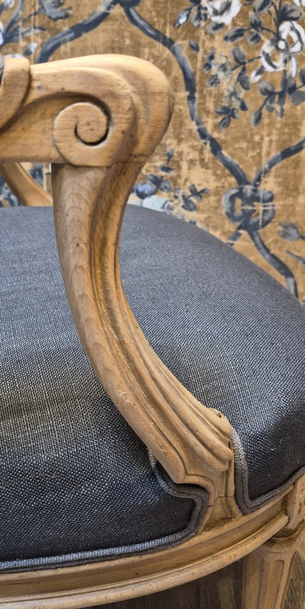 Transition Chair -photo-5