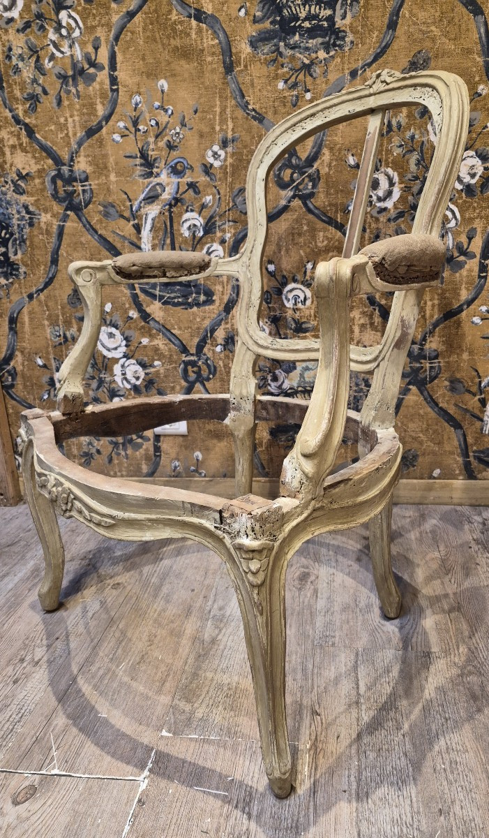 Cabriolet d'époque Louis XV estampillé de Jullienne 