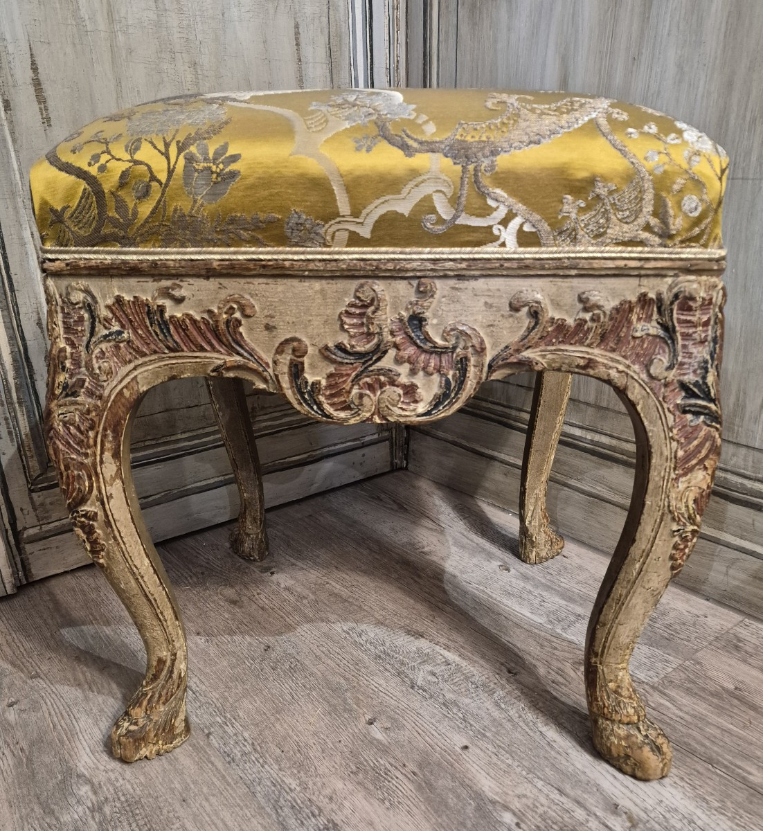 Tabouret d'époque Louis XV 