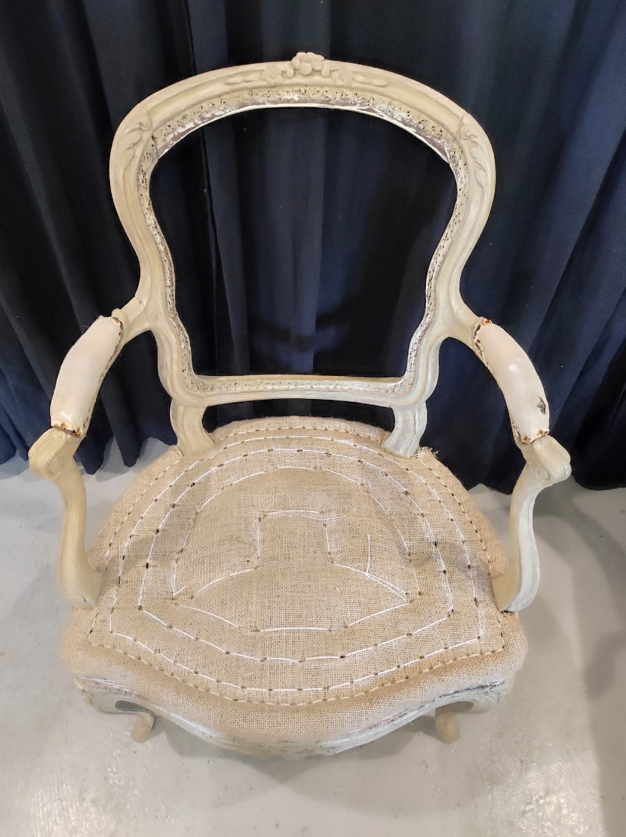 Cabriolet d'époque Louis XV estampillé de Pluvinet -photo-5