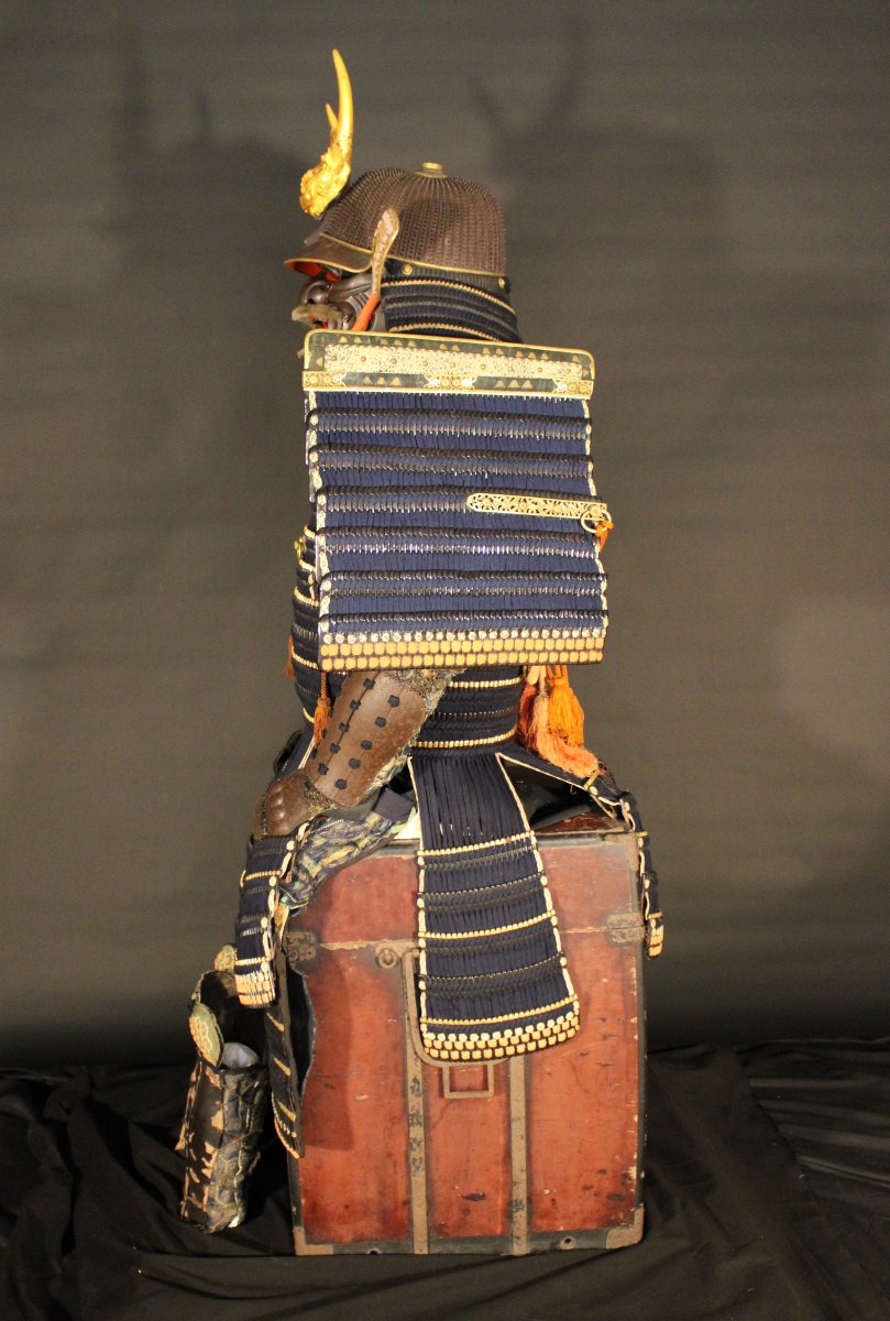 Yoroi Ni-mai-dó Samurai Armor: Myochin-photo-5