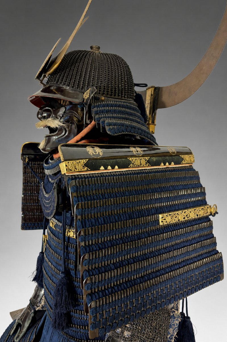 Yoroi Samurai Armor Belonging To A Daimyō Of The Kamei Clan, Jūyō Bunka Shiryō-photo-2