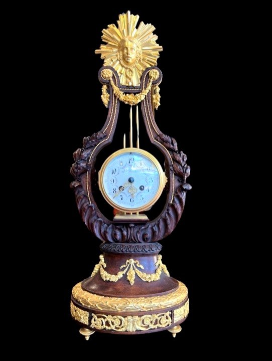 Pendule Lyre