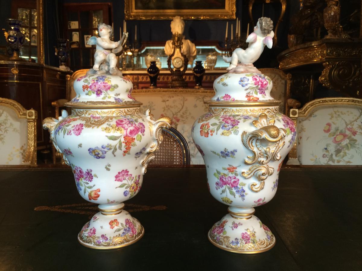 Paire De Vases En Porcelaine De Saxe-photo-2