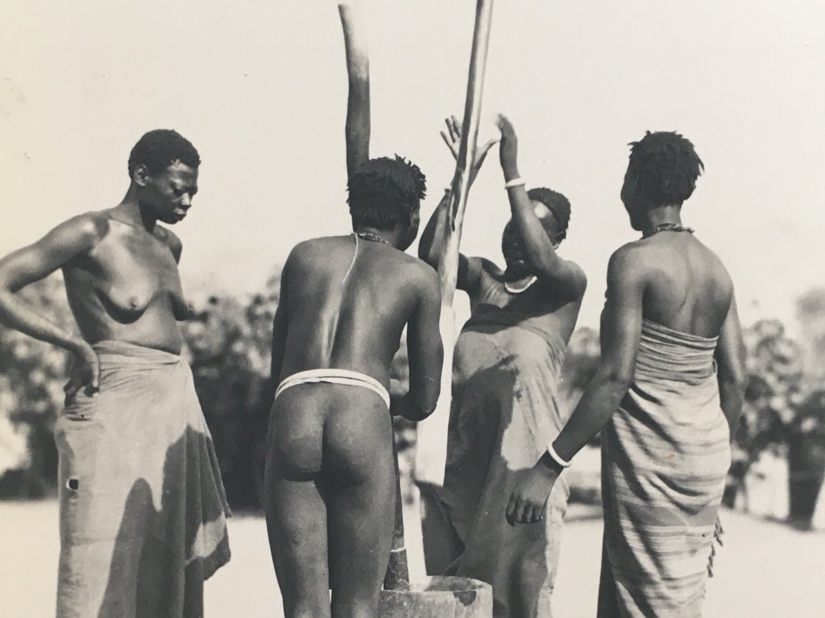 Photographie par Casimir Zagourski pour "L' Afrique qui disparaît!".  -photo-4