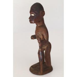 Bembe Statue From Congo - Africa