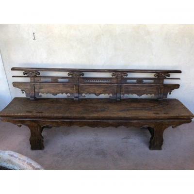 Chinese Bench