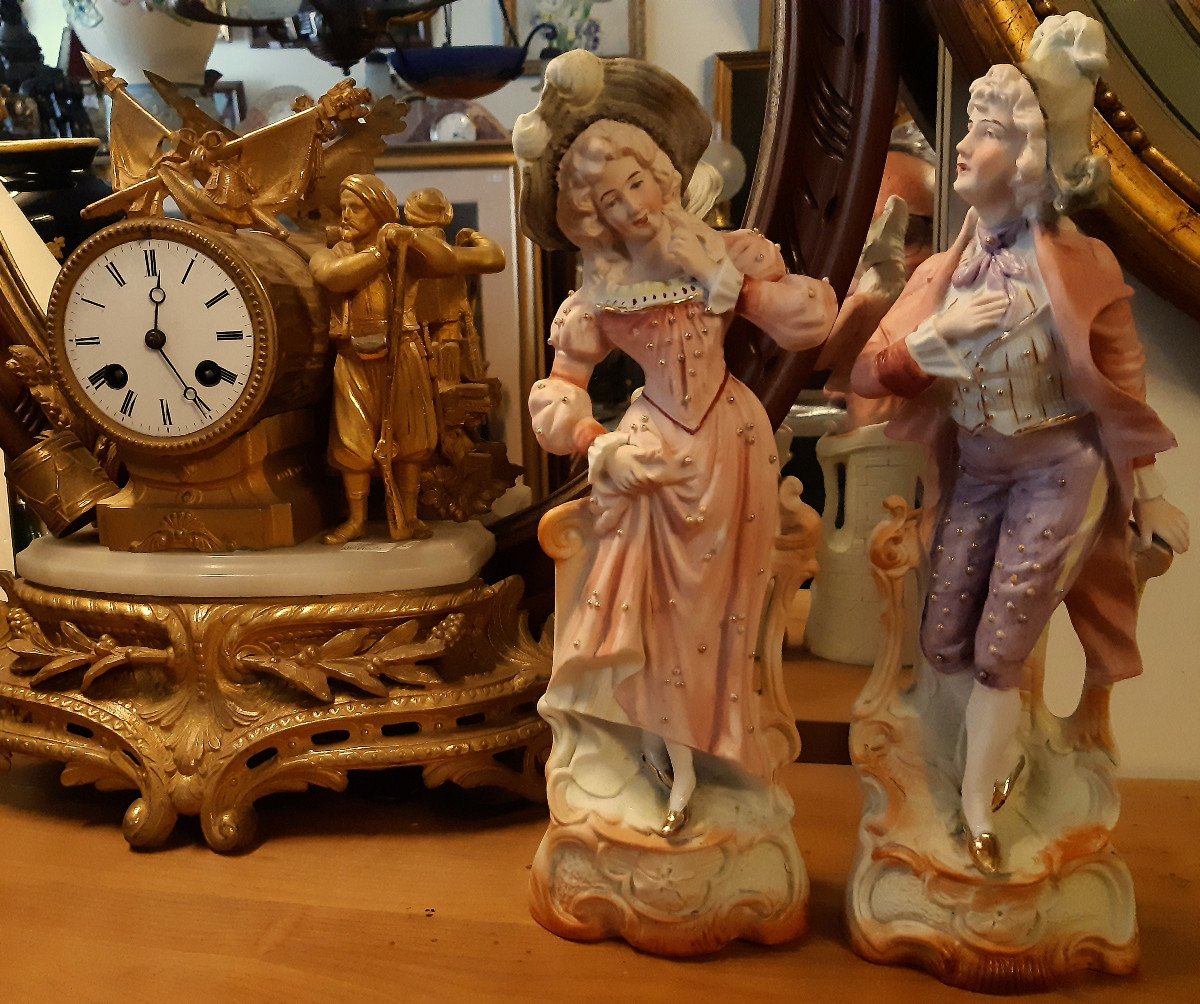 Romantic Couple Marquis Marquise St XVIII Large (28 Cm) Colored And Golden Biscuits 19th-photo-2