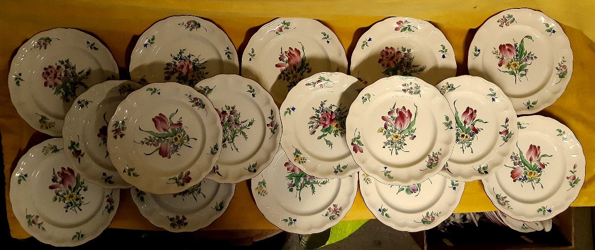 Service de Table « Réverbère » K G Lunéville 117 Pièces Faïence Demi-porcelaine Décor de Fleurs-photo-3