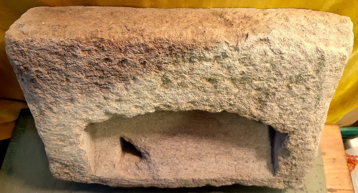  One-piece Cut Stone Soupirail “cave Hole” 17-18th-photo-4