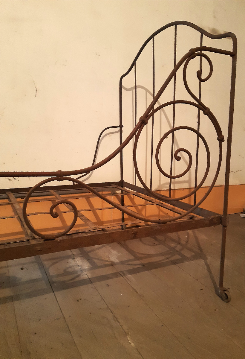 Small Folding Wrought Iron Bed That Can Be Used As A Bench In Art Nouveau Style -photo-2