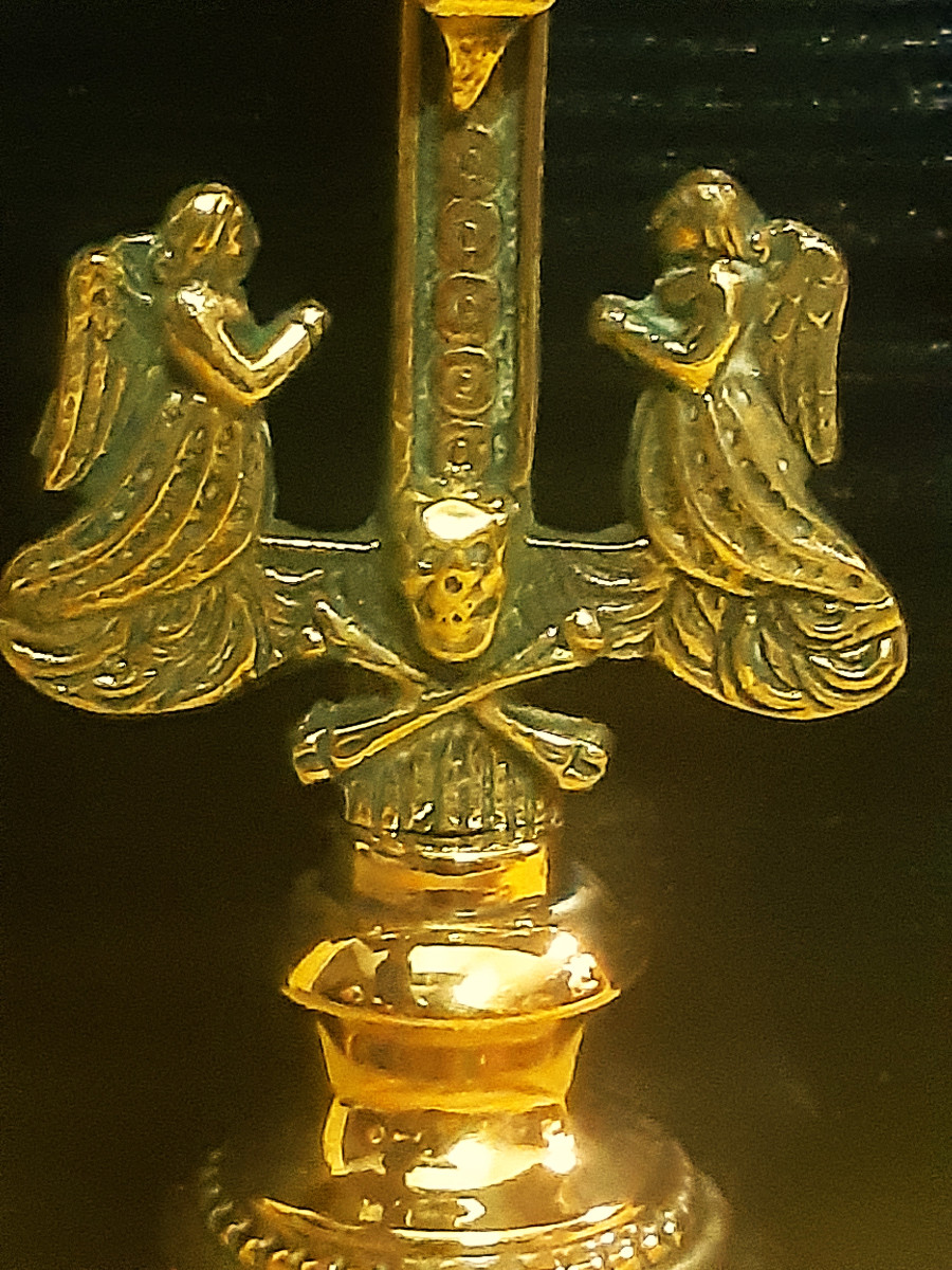 Bronze Cross Mounted On A Stand With Praying Cherubs, 18th Century-photo-3