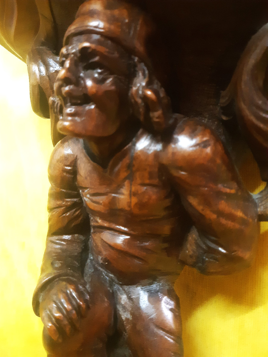 Harness Wall Bracket Wall Bracket Gothic Character Carved Walnut Black Forest19th-photo-5