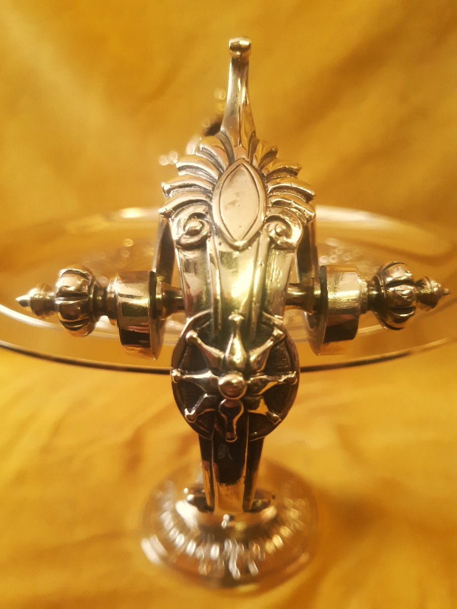 Grande Coupe sur Pied , Ansée, en Bronze Doré, Centre de Table, Napoléon III 19éme-photo-3