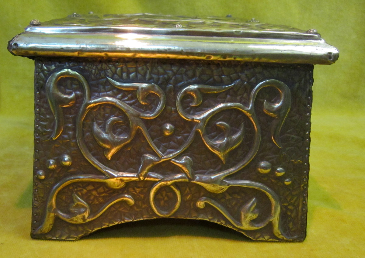 Box Brass Embossed On Wood Renaissance 19th St-photo-3