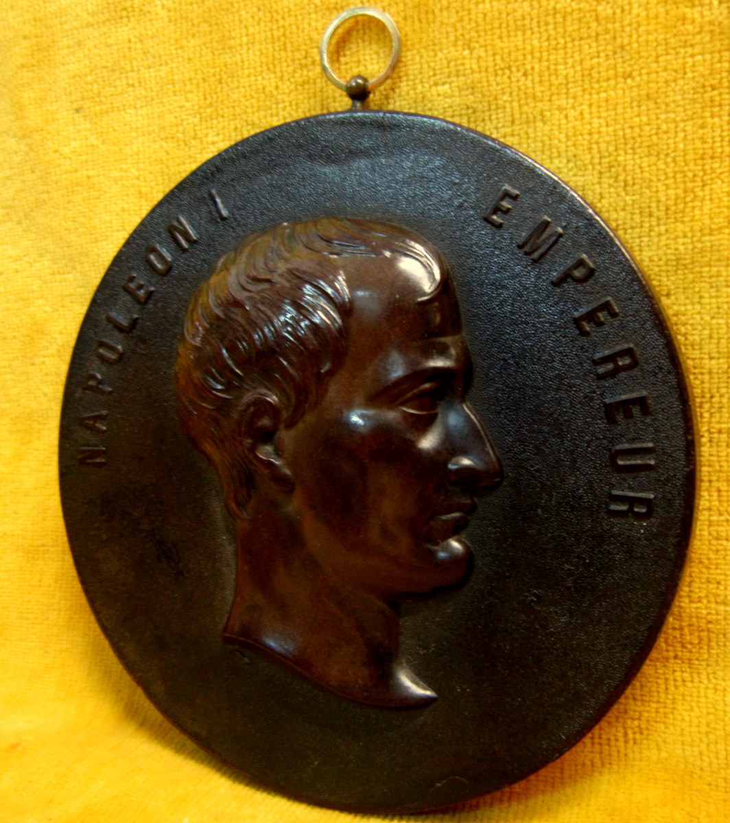 Napoleon 1st Emperor Natural Profile Portrait In Hot-hardened Wood To Hang 19th-photo-2