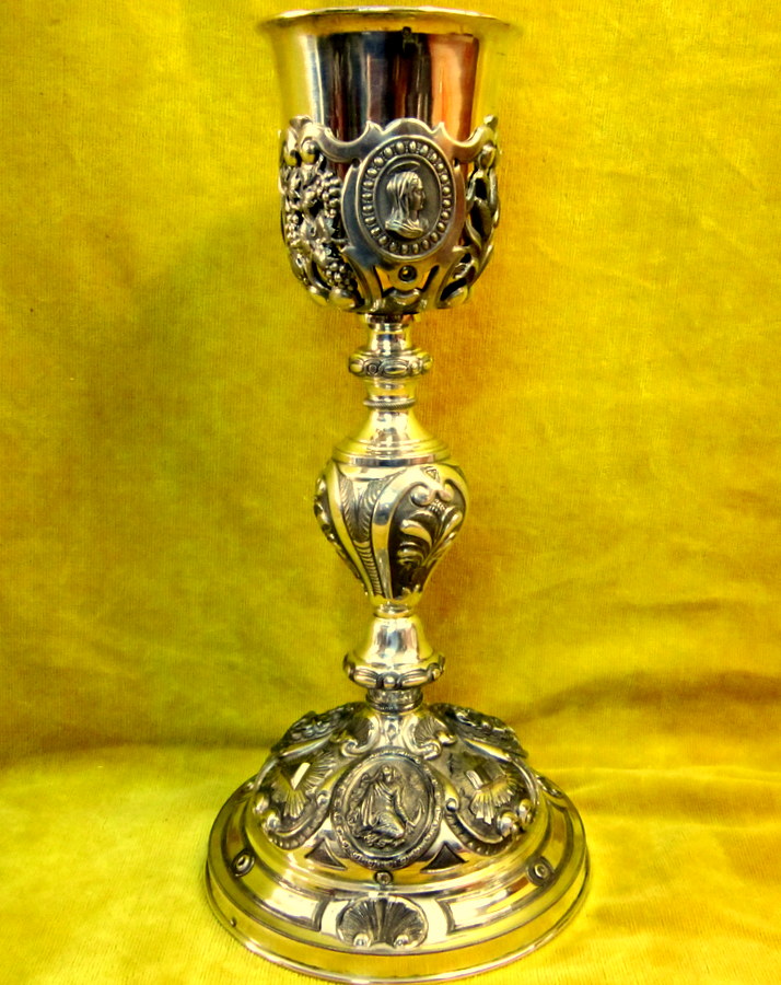 Neo-renaissance Chalice Chiseled Silver And Vermeil 19th